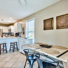Pet Friendly! Seagrove 30A! 1st Floor. Pool/Tennis!