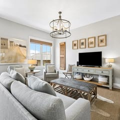 Luxury 30A Condo - Walk to Beach & Restaurants